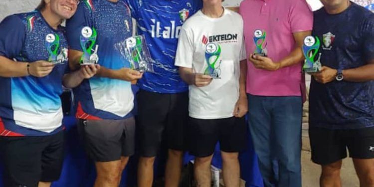 El Grand Tennis realizó finales en el Centro Social Ítalo Venezolano de Valencia