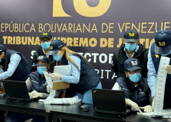 Sala Electoral del TSJ  muestra la revisión del peritaje de actas del 28 Jul