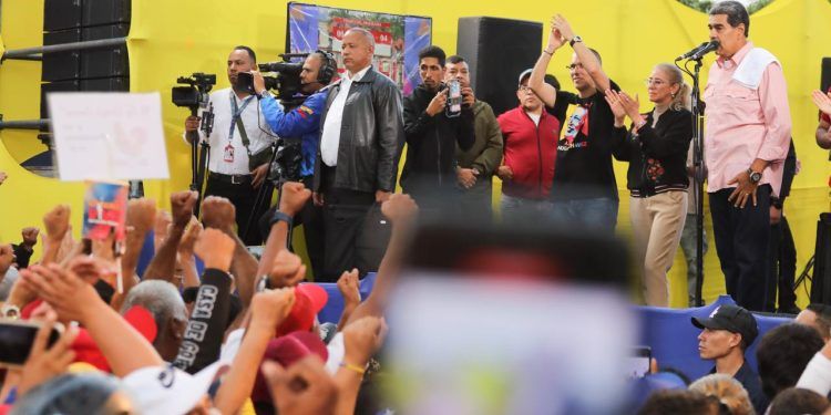 Nicolás Maduro ordenó la salida de la red social X por 10 días en Venezuela (+ Video)