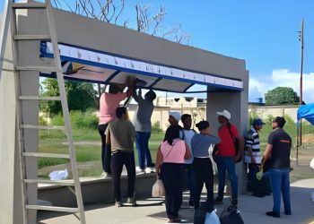Falcón | Construyen parada en el terminal de pasajeros de Tucacas