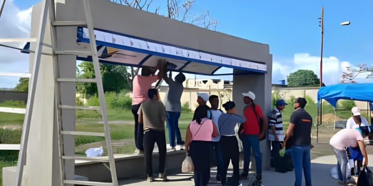 Falcón | Construyen parada en el terminal de pasajeros de Tucacas