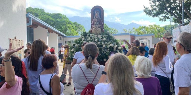 Baruta: Procesión de la Virgen de Coromoto recorrió El Cafetal por décimo segundo año consecutivo