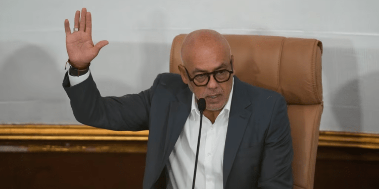 ARCHIVO - Jorge Rodríguez, presidente de la Asamblea Nacional de Venezuela en una sesión el 15 de agosto de 2024.