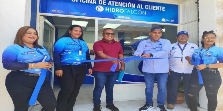 Falcón | Reinaugurada oficina de Atención al Cliente de Hidrofalcón en Chichiriviche
