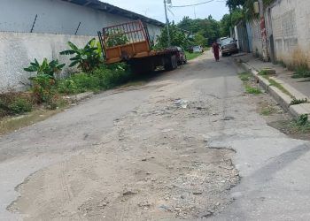 Residentes de El Milagro en Puerto Cabello solicitan un plan de asfaltado