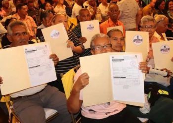 Entregados 147 títulos de propiedad de tierras en Puerto Cabello