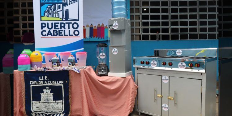 Acondicionan comedores de los planteles educativos en Puerto Cabello