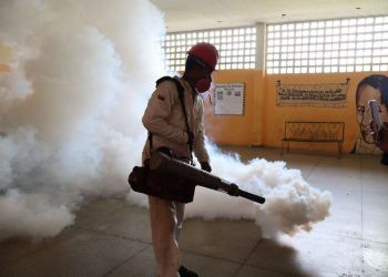 Alcaldía de Puerto Cabello inició plan de fumigación y limpieza en planteles educativos de cara al regreso a clases