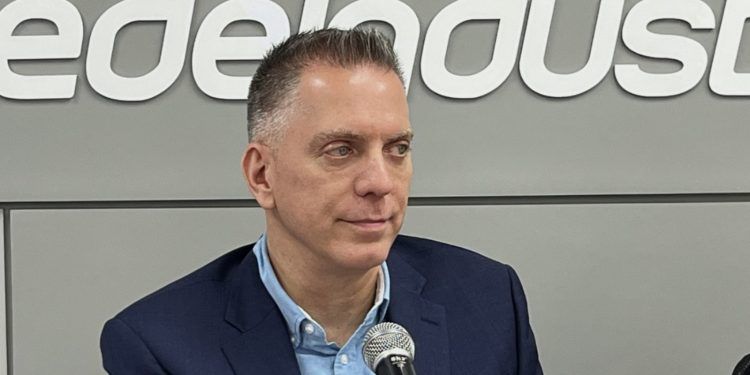 Orlando Camacho de Fedeindustria: “En Venezuela nadie gana menos de $200 al mes”, esto lo gana un obrero, refirió