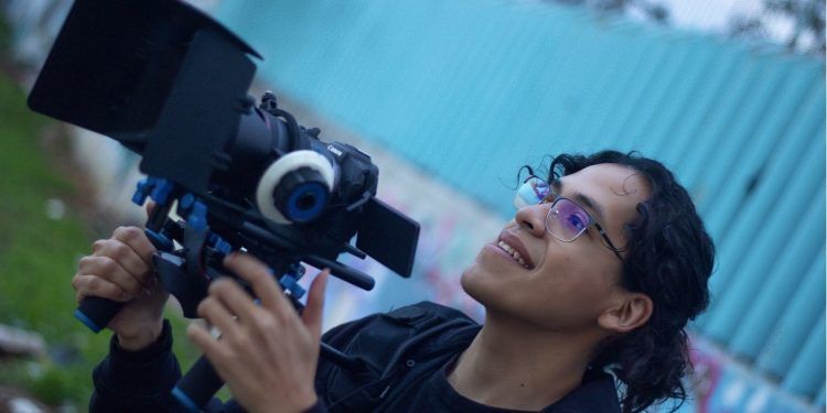 Historias Que Inspiran: Alexis Hernández Peña; Un cineasta que transforma la realidad a través del séptimo arte
