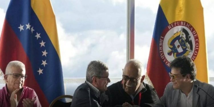 Caracas: ELN se reune con los gobiernos de Venezuela y Colombia