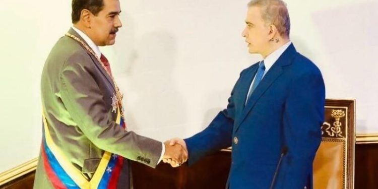 Nicolás Maduro felicitó a Tarek William Saab tras su ratificación como Fiscal General
