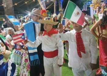 Niños Down y TEA derrocharon talento en desfile de moda inclusivo en Puerto Cabello