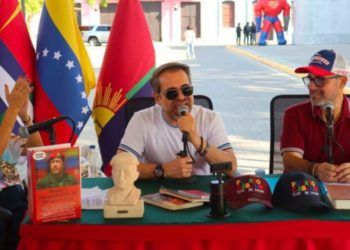 Alcalde Betancourt transmitió último programa de radio del 2024 con un “gran hallacazo” en Puerto Cabello