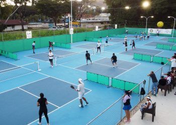 Deportes:  Aragua levantó nuevamente la gran copa del Torneo Clausura Pickleball Venezuela 2024 en Valencia