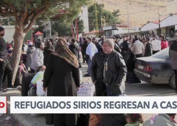 Siria: Miles de sirios regresan masivamente a su país tras la caída de all Assad (+ Video)