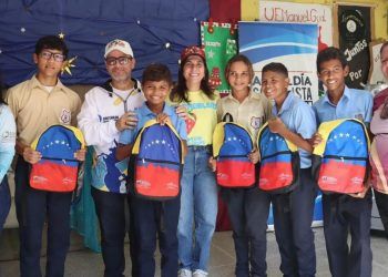 Insumos fueron entregados en dos instituciones educativas de Puerto Cabello
