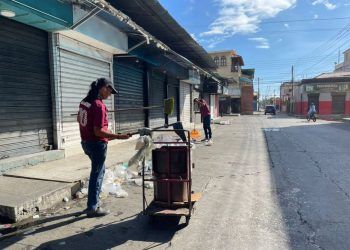 Iamproam realizó primera limpieza de espacios públicos del año 2025 en el municipio Puerto Cabello