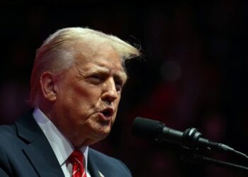 El presidente electo de los Estados Unidos, Donald Trump, durante el acto político celebrado en el Capital One Arena en Washington, el 19 de enero de 2025, un día antes de su ceremonia de investidura. (Foto: AFP)