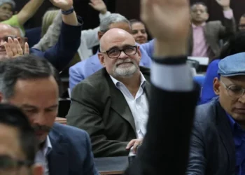 Francisco Ameliach designado representante ante la AN del Consejo de Estado