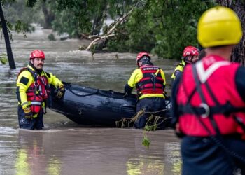 EE.UU: Se elevan a 68 los fallecidos tras las inundaciones en Texas