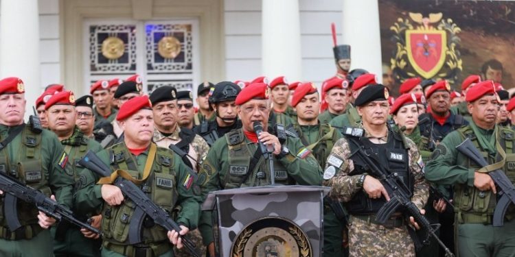 Guardia de honor presidencial rechazaron acciones de EEUU contra Venezuela y Maduro