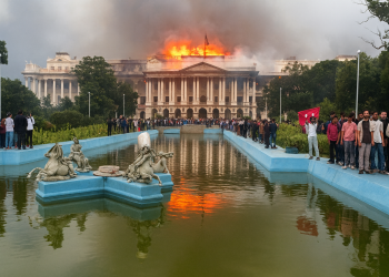 Nepal: Gobierno cae tras violentas protestas y caos institucional (+ Videos)
