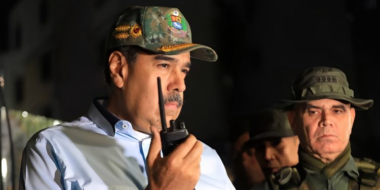 Las 5 Principales Noticias de Venezuela Hoy: Maduro ordenó el despliegue militar de “284 Frentes de Batalla”, en respuesta a EEUU. … Y MÁS.