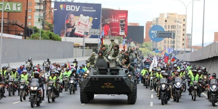 FANB tomó las calles de Caracas y otras regiones en jornada cívico-militar como respuesta al despliegue estadounidense en el Caribe