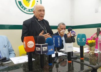 ​Gala musical retro a beneficio de las obras sociales de la Parroquia Inmaculada de Camoruco en Valencia