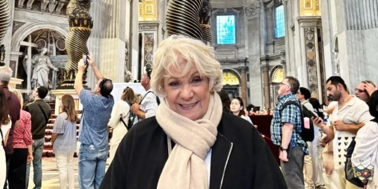 Mirla Castellanos y Yordano presentes en la canonización de los primeros santos venezolanos