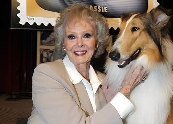 Fallece a los 100 años June Lockhart, leyenda de la televisión estadounidense y protagonista de “Lassie” y “Perdidos en el Espacio”