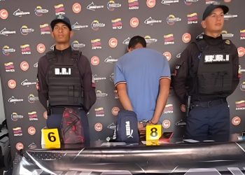 Un hombre fue detenido acusado de cortar estructuras del puente en la carretera vieja Caracas–La Guaira (+ Video)