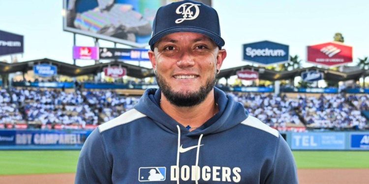 Los Dodgers de Los Ángeles levantan el título de la Serie Mundial con el venezolano Miguel Rojas con su batazo decisivo del encuentro (+ Video)