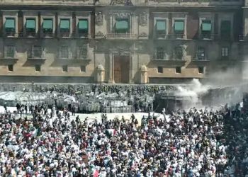 México: estalla la tensión en el Zócalo tras protesta masiva de la Generación Z contra el gobierno de Sheinbaum