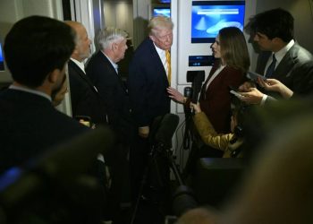 Trump dice que evalúa reabrir la embajada de Estados Unidos en Caracas y genera expectativas sobre un posible giro diplomático