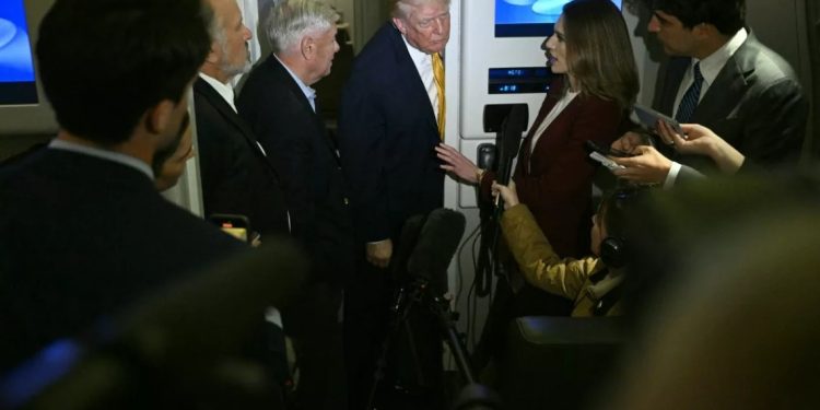 Trump dice que evalúa reabrir la embajada de Estados Unidos en Caracas y genera expectativas sobre un posible giro diplomático