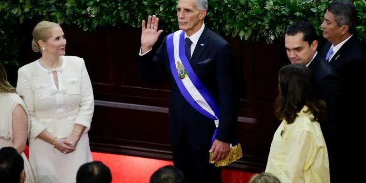 Nasry “Tito” Asfura asume la presidencia de Honduras tras el fin del mandato de Xiomara Castro