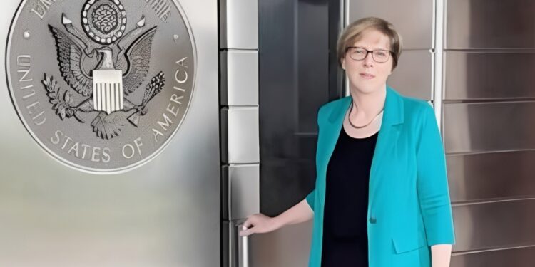 Laura Dogu: «Estamos trabajando para garantizar el retorno de la prosperidad a Venezuela» tras reunión con equipo de Chevron para abordar recuperación del país