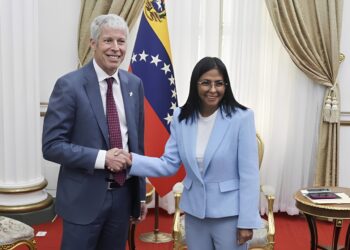 Las 5 Principales Noticias de Venezuela Hoy: Estudiantes convocan a movilización este jueves, Secretario de Energía de EE.UU. Christopher Wright arribó al país. Y MÁS…