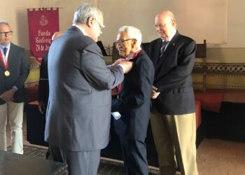 Salvador Castillo recibe el Premio de Conservación del Patrimonio por sus 50 años de trayectoria