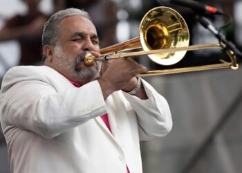Luto en la música latina: muere Willy Colón, leyenda de la salsa urbana, a los 75 años en Nueva York