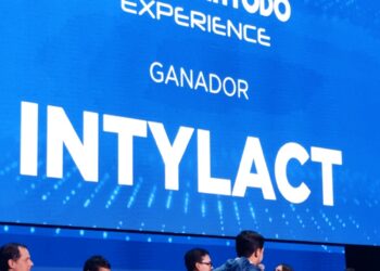 IntyLact: es reconocida como la “Marca Revelación Del Año” en el Evento Farmatodo Experience