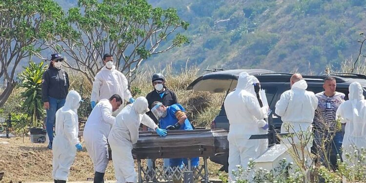 Mérida: Autoridades realizaron la exhumación del cuerpo del periodista Walter Alexander Jaimes