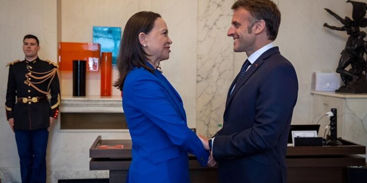 Las 5 Principales Noticias de Venezuela Hoy: María Corina Machado recibida en el Palacio Elíseo por Macron, Padrino López es nombrado ministro de agricultura. Y MÁS…