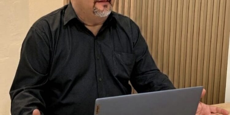 Especialista José Ángel Sánchez explica la fría estrategia detrás del doble crimen de Roberto Salas