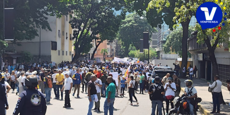 Entre protestas y anuncios: trabajadores cuestionan medidas económicas en Caracas