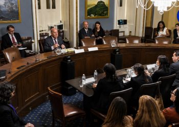 Congreso de EE. UU. frena fondos petroleros al gobierno interino y exige elecciones libres para levantar sanciones a Venezuela