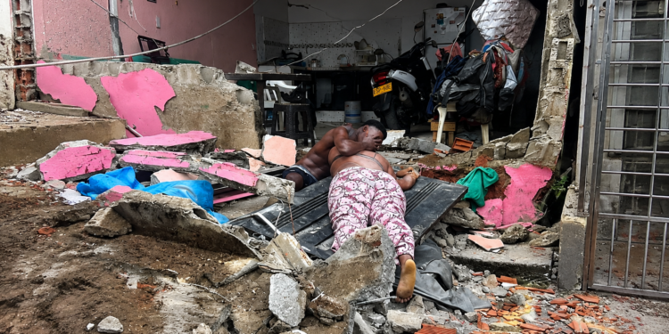 Colombia: reporte del terremoto de 7.4; 111 fallecidos y al menos 87 heridos , 1600 viviendas afectadas, gobierno de La Espriella respondió de inmediato tras el evento natural (+ Videos)