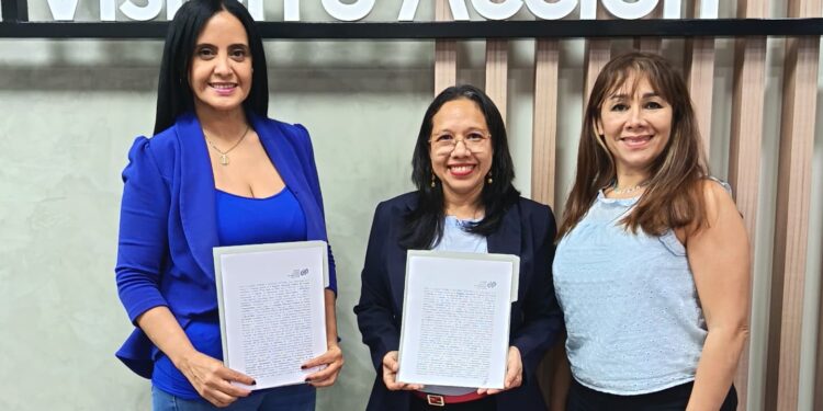 Firmada Alianza entre CNP Carabobo y Visión y Acción Center
